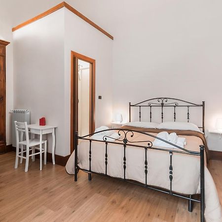 Opera Home Неаполь Екстер'єр фото