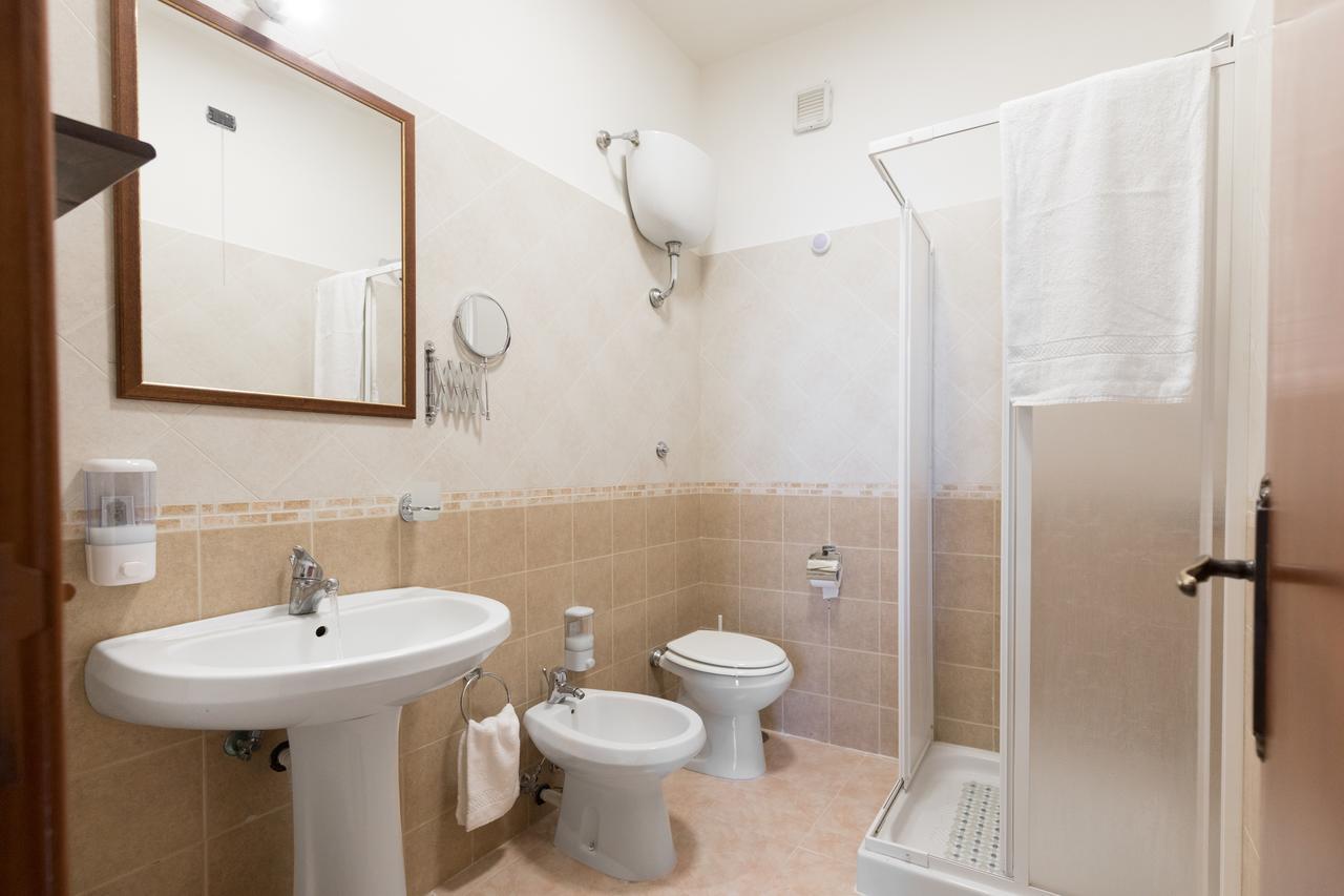 Opera Home Неаполь Екстер'єр фото