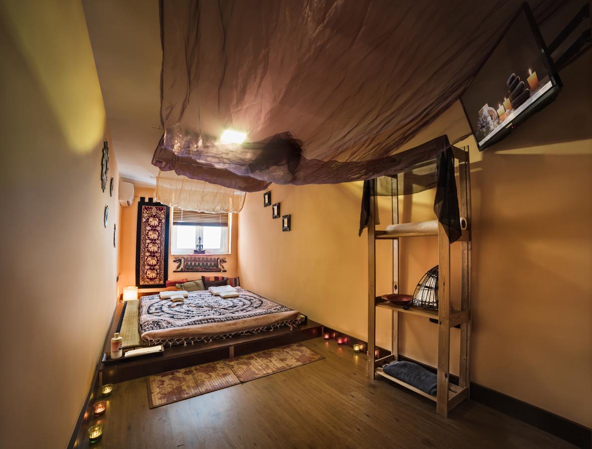 Opera Home Неаполь Екстер'єр фото