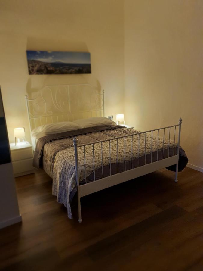 Opera Home Неаполь Екстер'єр фото
