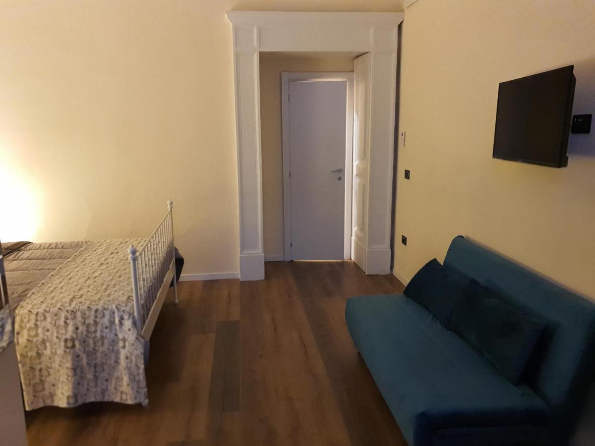 Opera Home Неаполь Екстер'єр фото